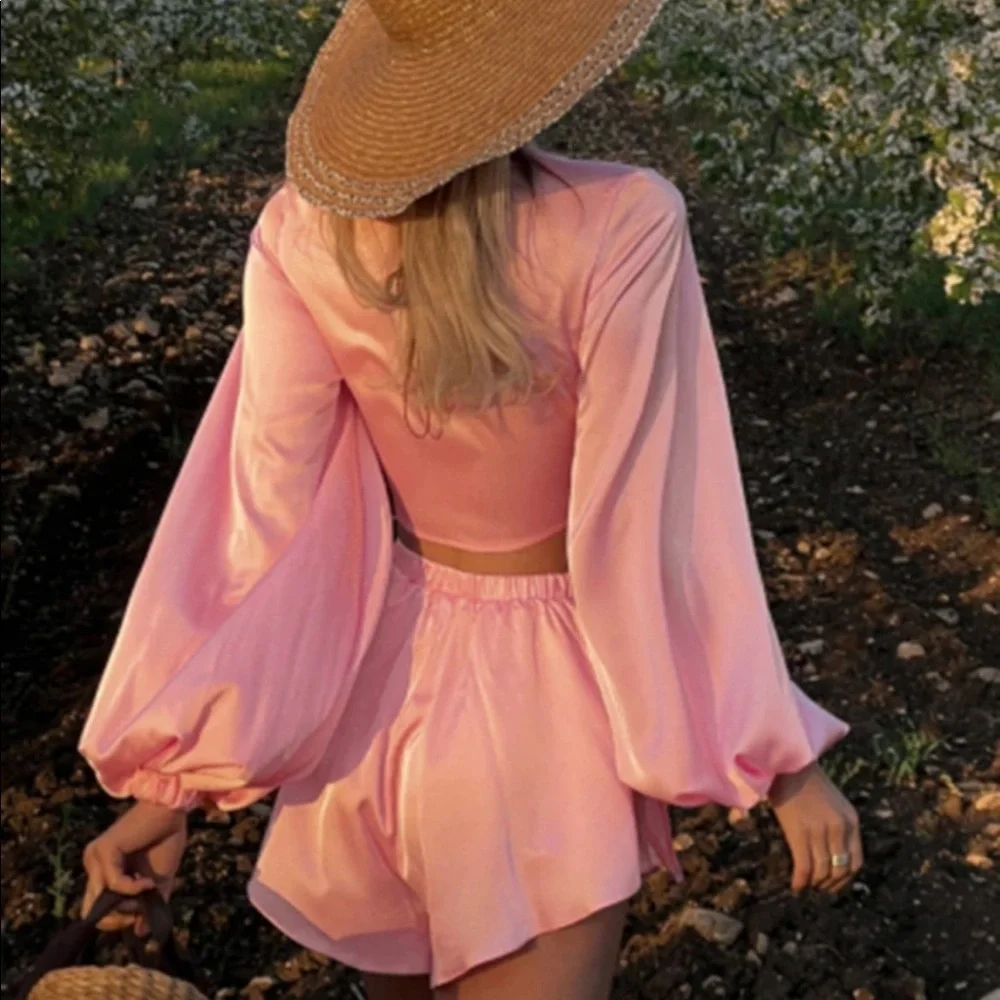 NEW two pieces set pink crop top shorts summer womens M;L - Picture 3 of 16